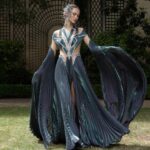 Iris van Herpen - модельер из Нидерландов, которая переносит моду в будущее: она...