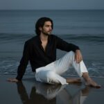 غروب آرامِ ساحل شبانه A cinematic ultra...