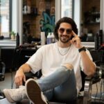 لباس راحت شهری در سالن A photorealistic...