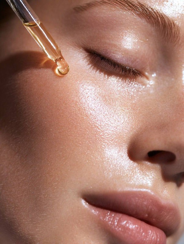 ZJFWRwxvEnrXGNdWOVmREp_wFhWrmaGDFnX9fKQUdtEQcSH-irPPRTvrPNjX1Gxgy6EGgpxKA4-BrqLgjZMJ0ihs_Z2ovsIIZbJd.jpeg Prompt:Hyperrealistic medium wide beauty shot of a... - تصویر 1