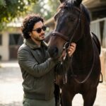 پرامپت دختر / پسر  / پسر  Ultra realistic close up cinematic...