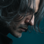 7 َAi Prompt photography side view man...