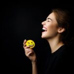 Сделал актуальный запрос в DeepSeek:Придумай 10 заголовков для видео на Youtube....