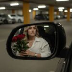 انعکاس آرام در نور پارکینگ An intimate...