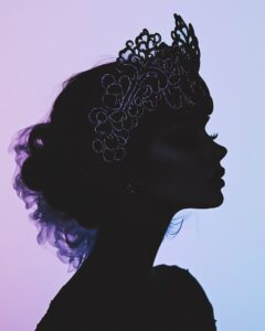 Иногда получается глубокий матовый черный - Vantablack c небольшим оттенком.Инте...