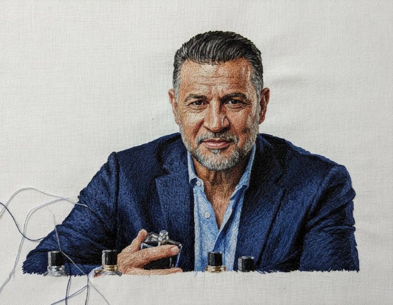 پرامپت طراحی عکس به سبک  گلدوزی شده ...