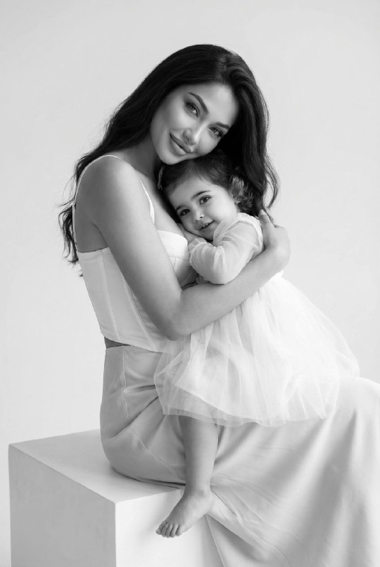 Tender Studio Меню создать изображение NANO BANANO...