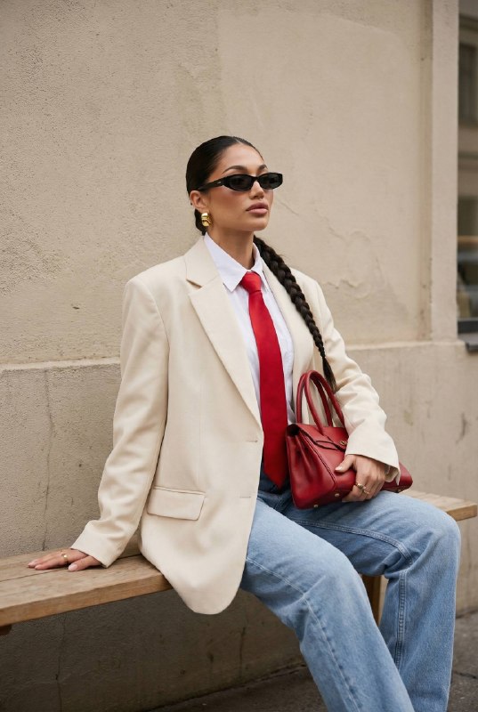 Red Tie Street Меню создать изображение NANO...