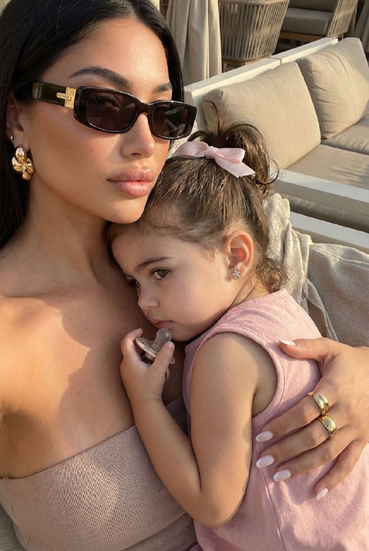 Little LoveМеню создать изображение NANO BANANO PRO...