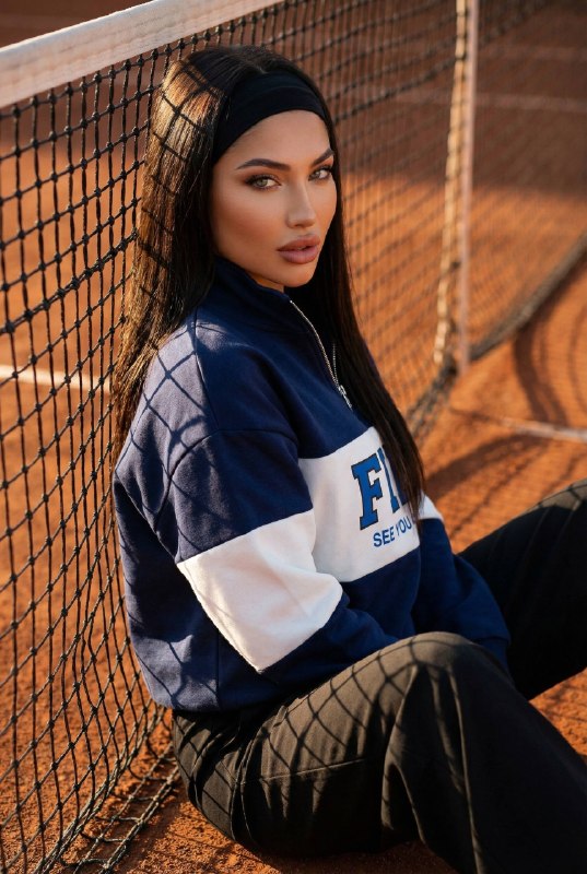 Tennis NetМеню создать изображение NANO BANANO PRO...