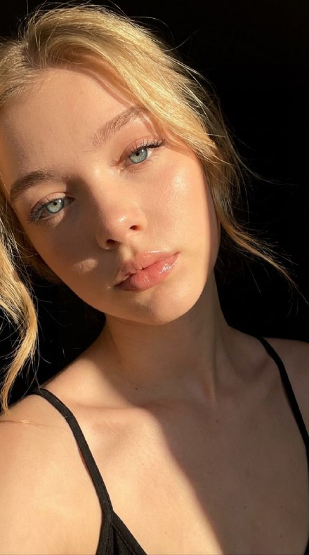 Создаем селфи освещенное солнцемВажно! Чтобы добиться такого...