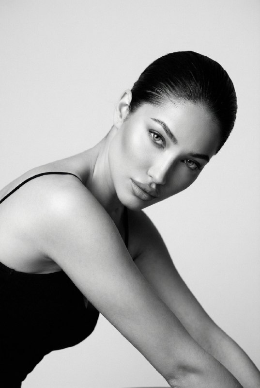 Editorial Lean Меню создать изображение NANO BANANO...