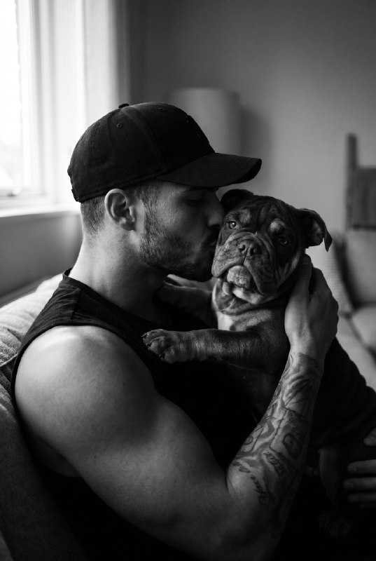 Dog Moment Меню создать изображение NANO BANANO...