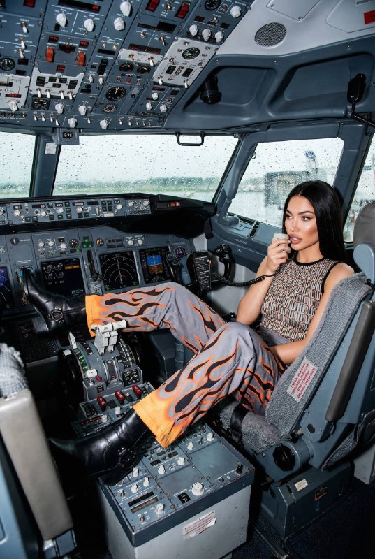 Jet Control Меню создать изображение NANO BANANO...