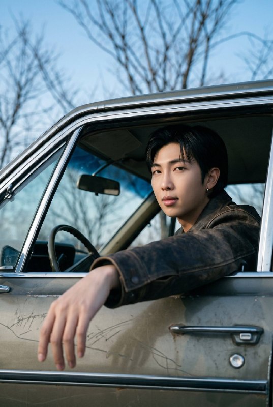 Photorealistic vertical portrait photo of a model...