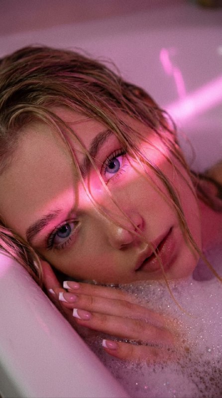 Создаем кадр в розовом освещенииВажно! Чтобы добиться...