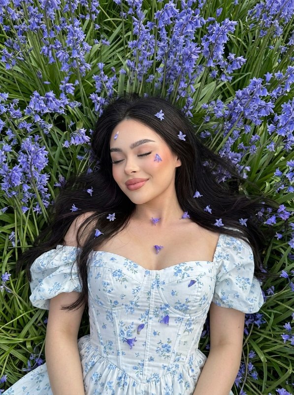 Создаем кадр в поле колокольчиковВажно! Чтобы добиться...