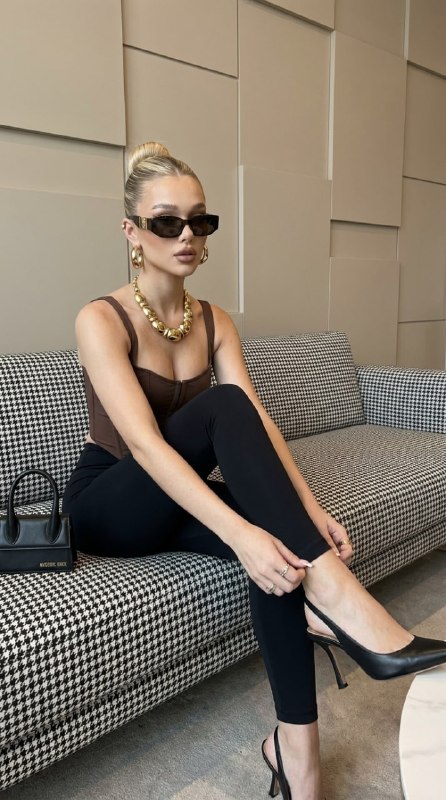 Создаем фото в черных туфляхВажно! Чтобы добиться...