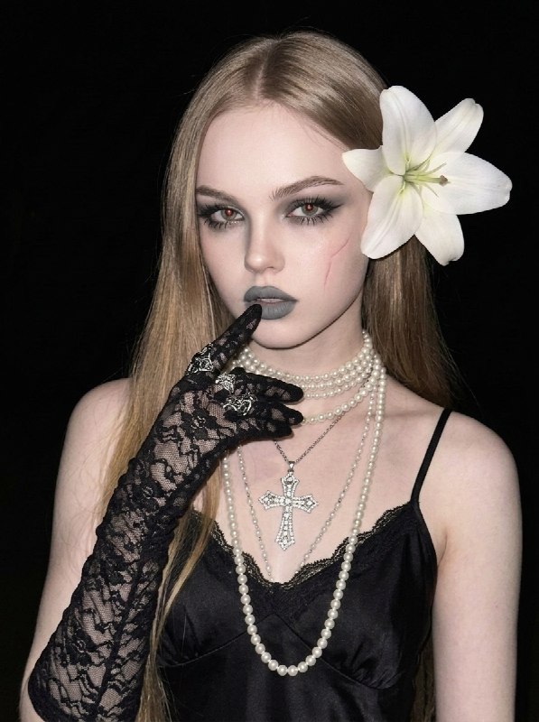 «время замерло где то в три часа...