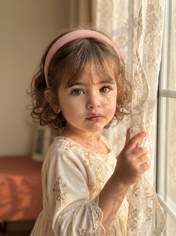 Golden WindowМеню создать изображение NANO BANANO PRO...